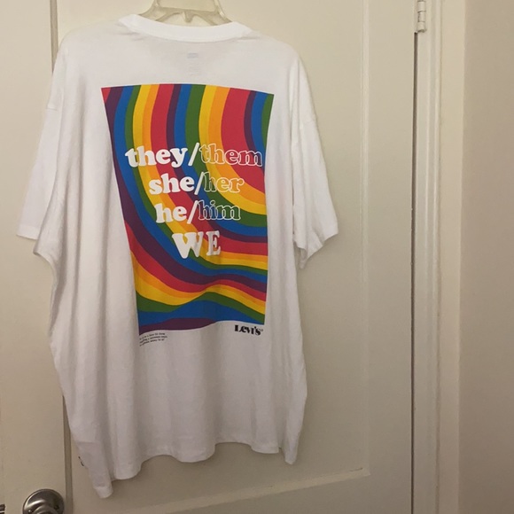 Levi's Other - NWT Levis relaxed pride shirt size:XXL